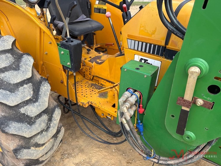 john-deere-2155-image-18