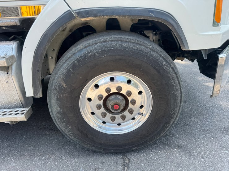 2018-western-star-4700sb-image-42