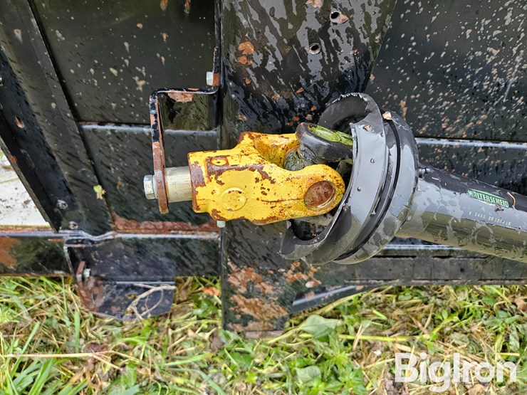 clarke-machine-930-9r30-corn-header-image-15