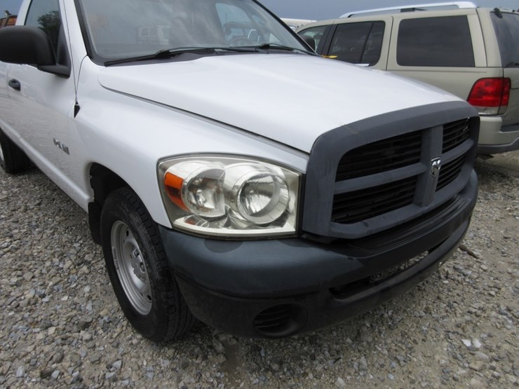 2008-dodge-ram-1500-image-10