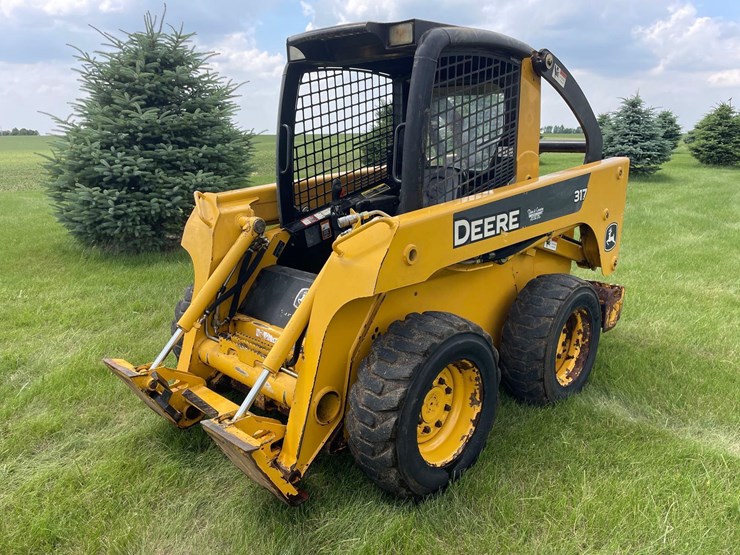 2006-john-deere-317-image-1
