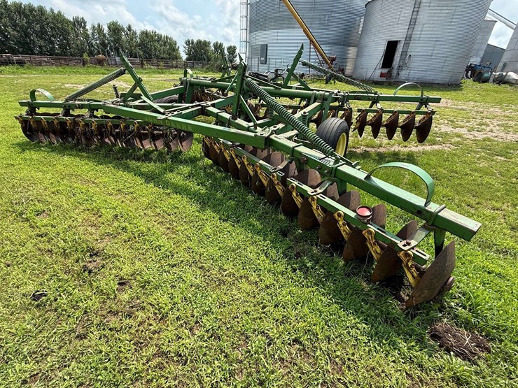 john-deere-bwf-image-6