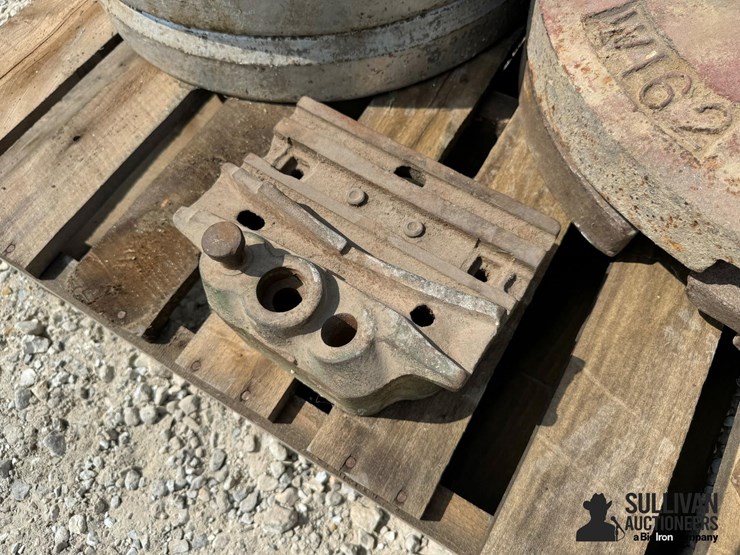 cast-iron-rear-wheel-weights-&-farm-support-image-11