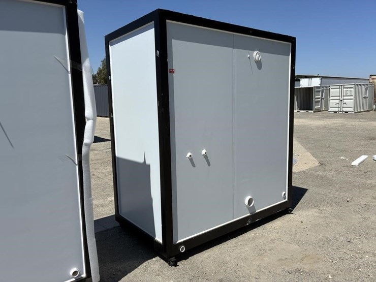 49"x87"x98"-portable-restroom-w/-shower-image-4