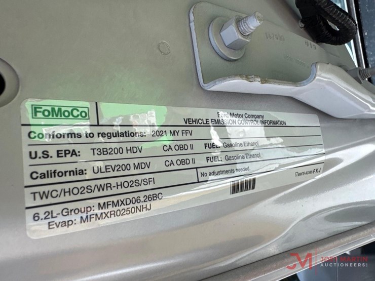 2021-ford-f250-xl-image-23