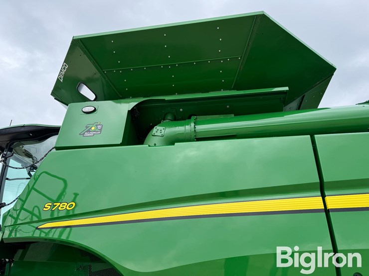 2022-john-deere-s780-image-11