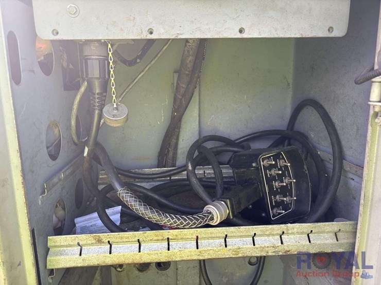 2013-auto-crane-6406h-image-34