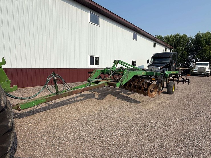 john-deere-510-image-14