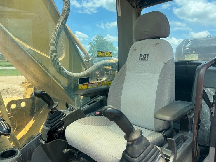 2006-caterpillar-330dl-image-36