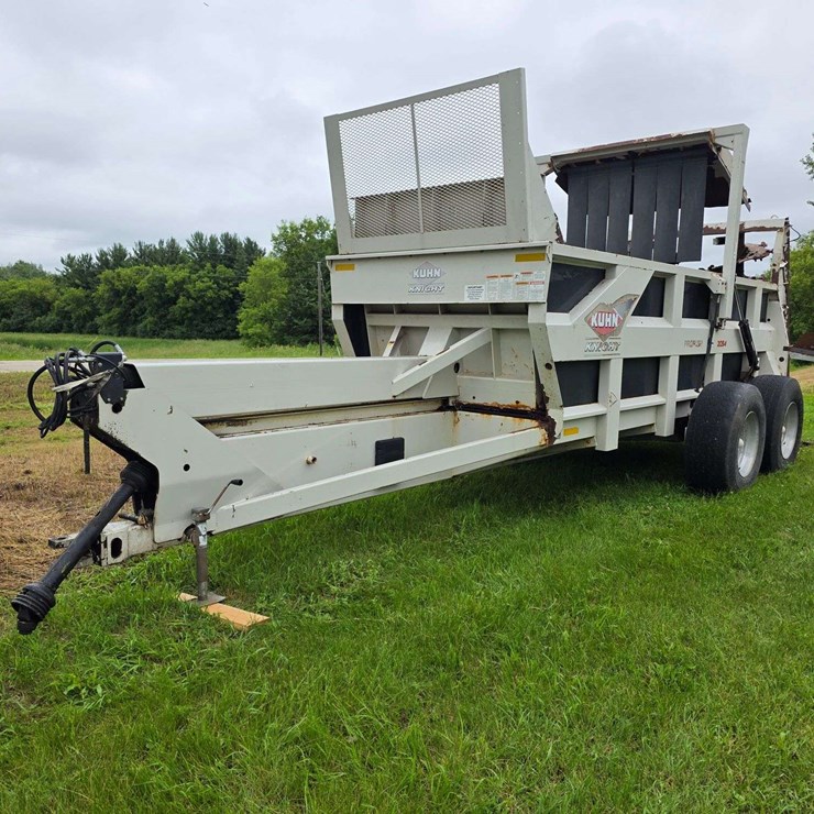 KUHN KNIGHT 2054