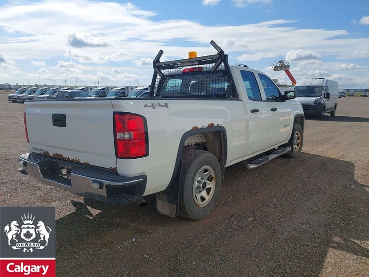 2015-gmc-sierra-1500-image-4