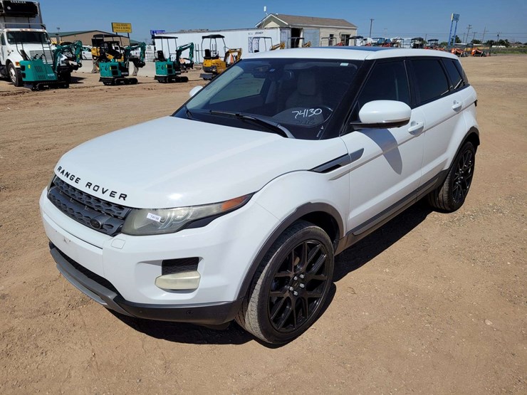 2013-land-rover-range-rover-image-1