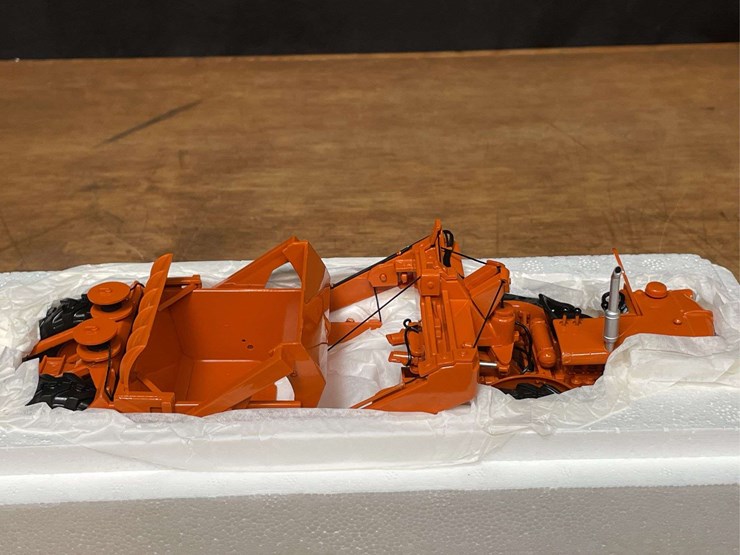 1/50-ac-ts-300-scraper-2007-nttc-nib-1st-gear-image-7