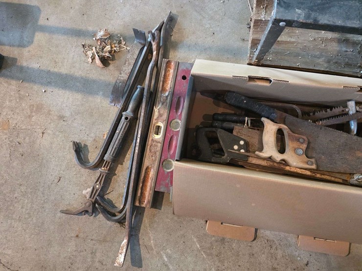 hand-saws-and-misc-tools-image-4