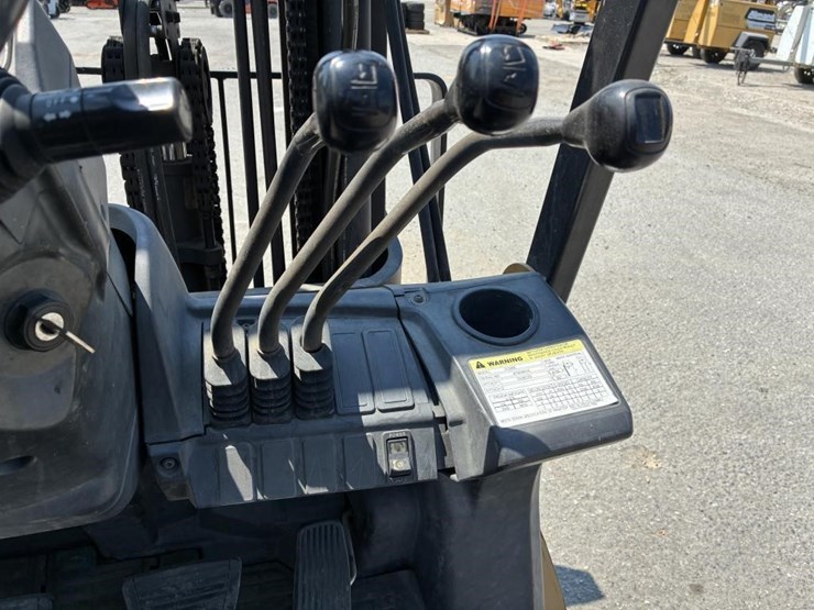 2013-caterpillar-2c5000-image-10