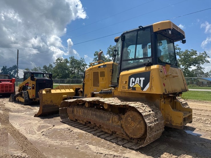 2016-caterpillar-d6k2-lgp-image-8
