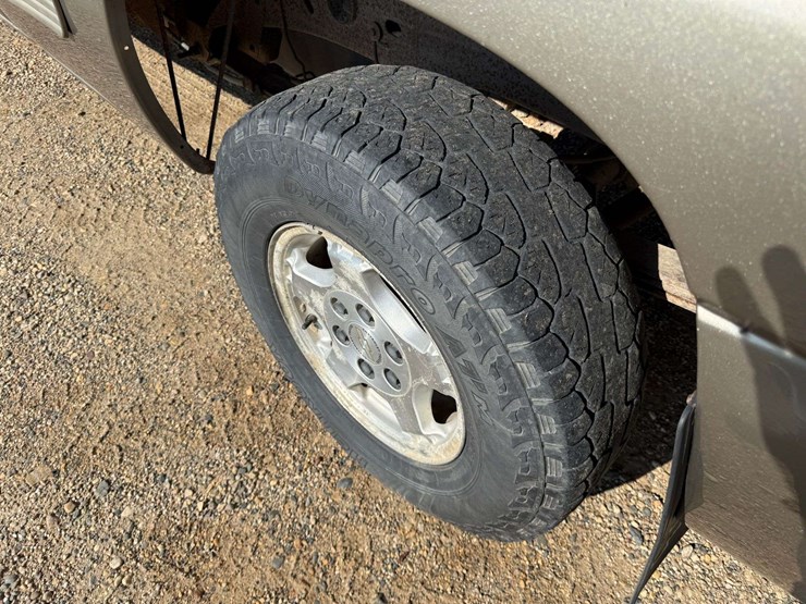 2000-chevrolet-1500-image-6