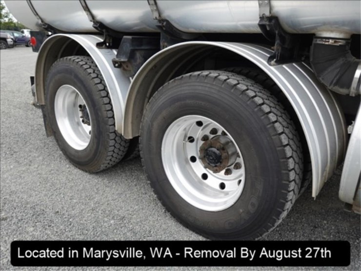2002-sterling-lt9500-image-41
