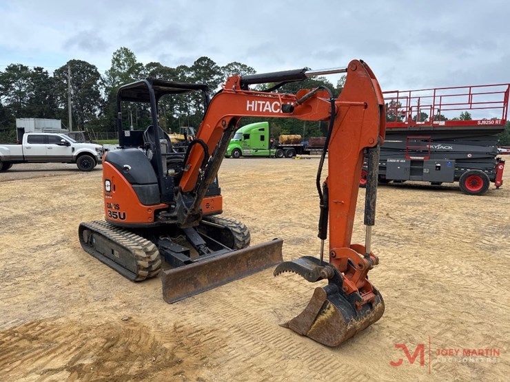 hitachi-zaxis-35u-mini-excavator-image-3