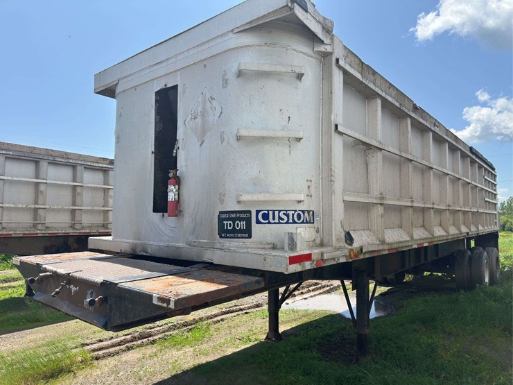 1988-custom-trailer-image-1