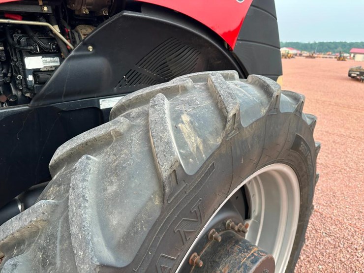 2012-case-ih-magnum-260-image-11