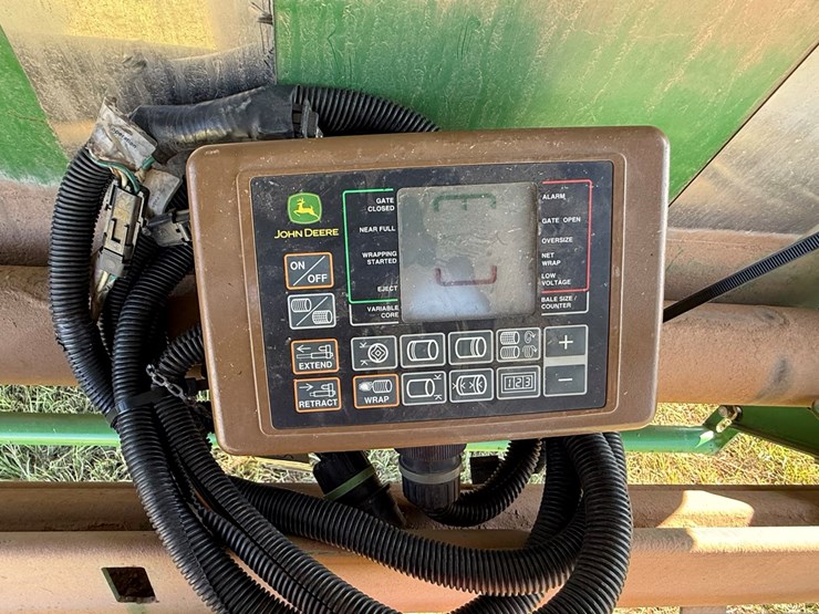 john-deere-468-image-25