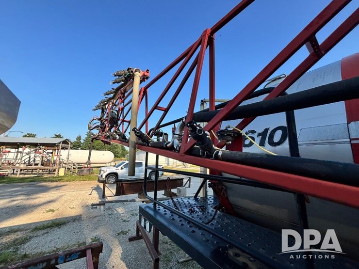 2014-case-ih-610-image-17