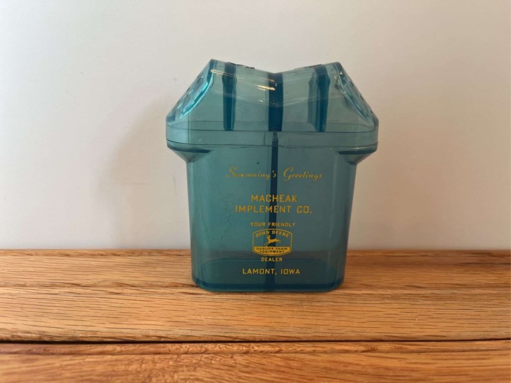 john-deere-s&p-shaker-image-1