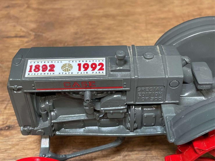 1/16-case-l-1992-wisconsin-state-fair-nib-ertl-image-4