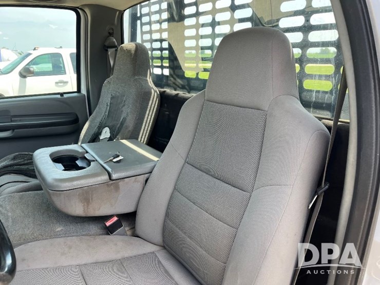 2007-ford-f450-xl-image-45