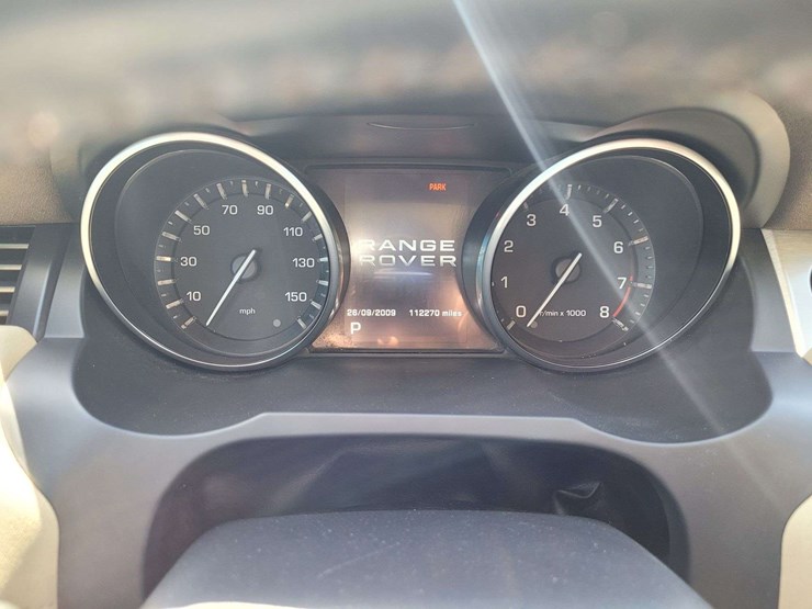 2013-land-rover-range-rover-image-13