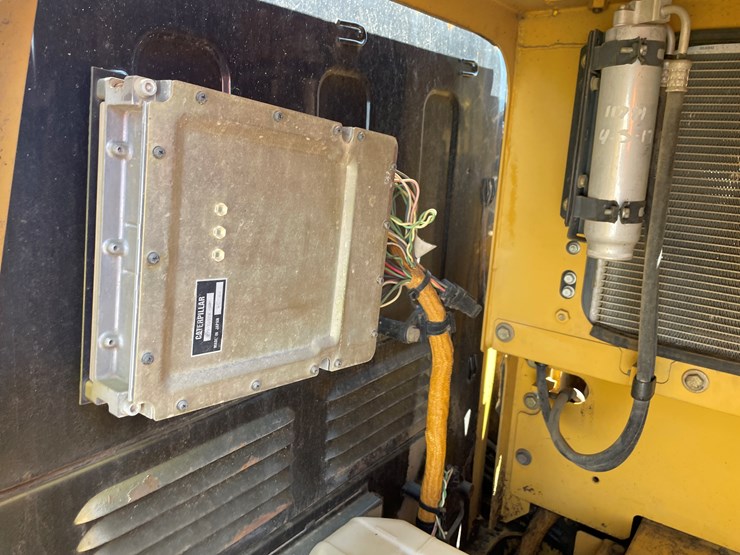 caterpillar-345c-image-49