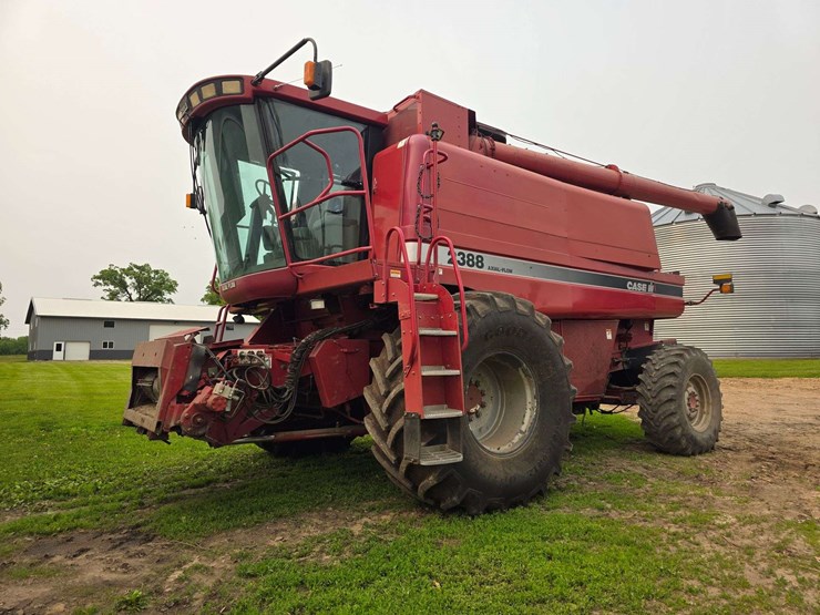 2002-case-ih-2388-image-1