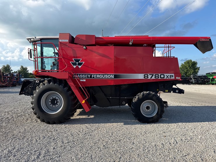 massey-ferguson-8780xp-image-2