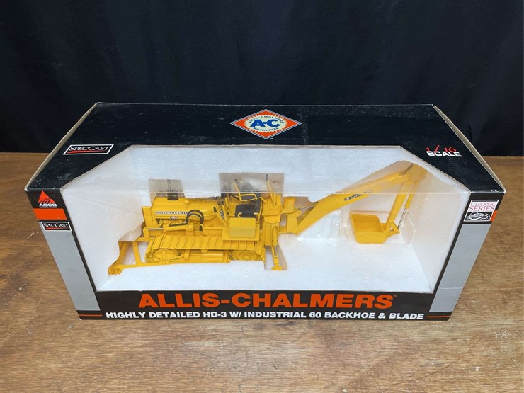 1/16-ac-hd-3-crawler-backhoe-nib-sc-image-4