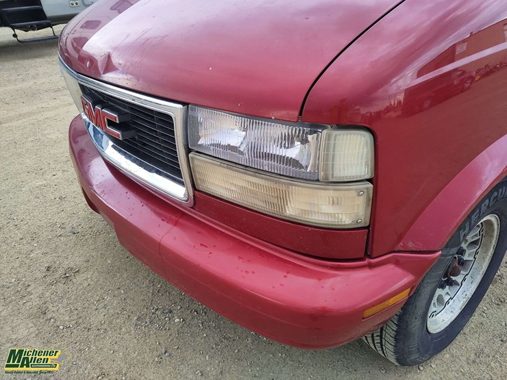 1998-gmc-safari-image-37