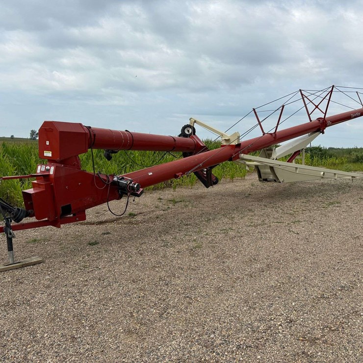 2012 FARM KING 1370
