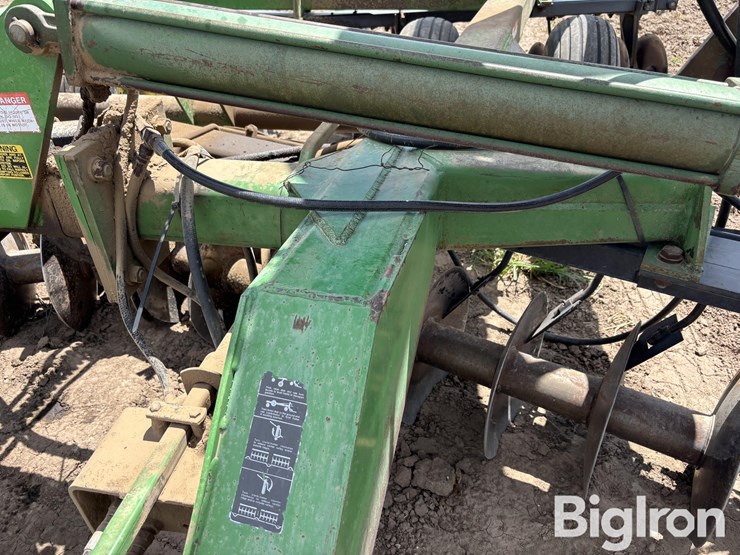 1990-john-deere-630-image-19