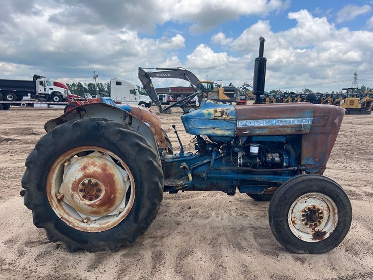 ford-3000-image-5