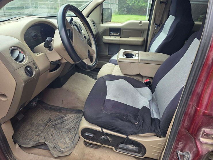 2004-ford-f150-xlt-image-23