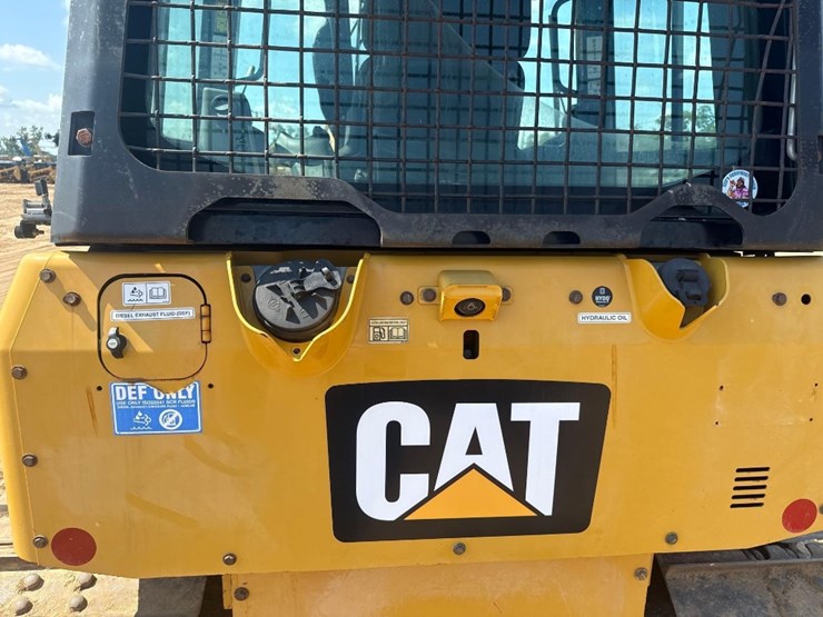 2016-caterpillar-d5k2-lgp-image-19