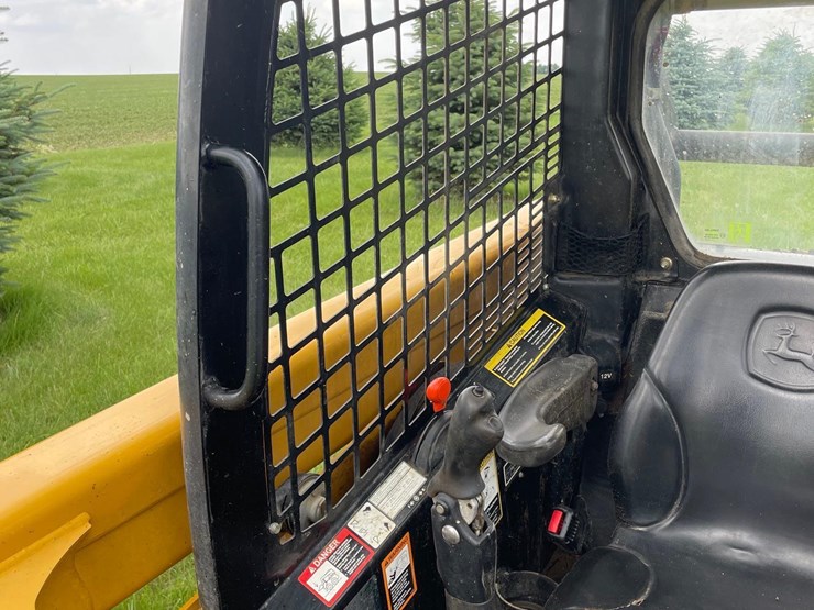 2006-john-deere-317-image-41