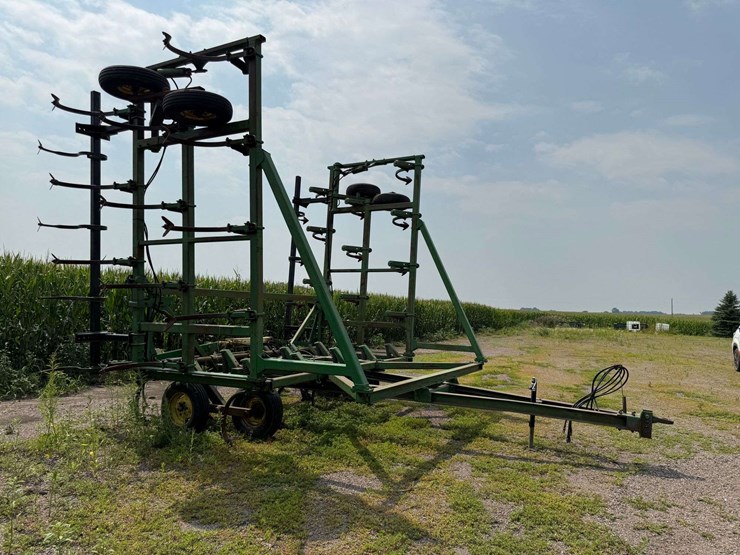 john-deere-1610-image-7
