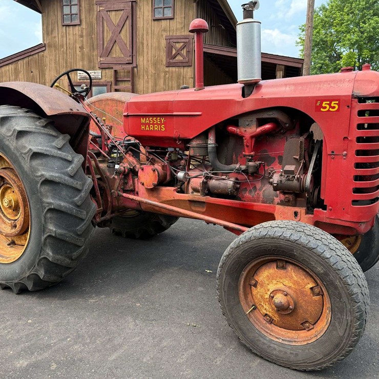 MASSEY-HARRIS 55