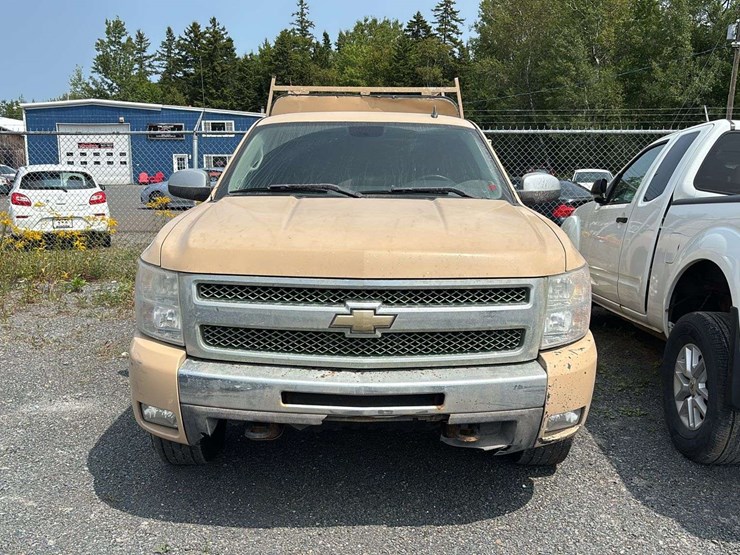 2011-chevrolet-silverado-1500-image-7