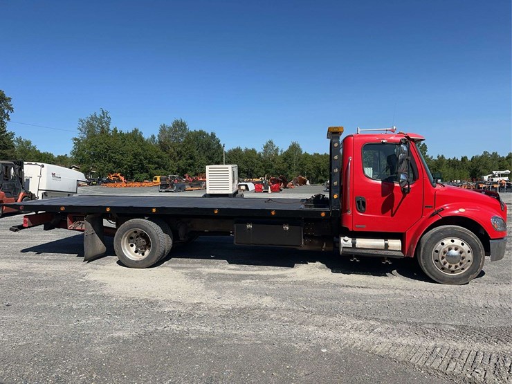 2005-freightliner-m2-106-s/a-wrecker-(21’-deck)-image-8