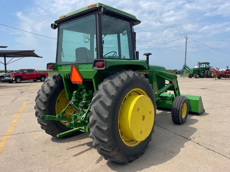 john-deere-4230-image-5