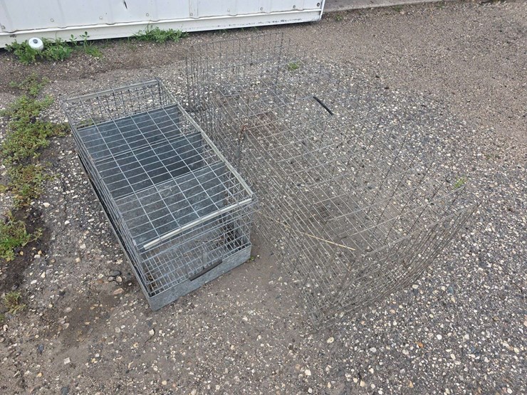 misc-cages,-large-case,-4-place-rabbit-carrier-with-lock-image-1