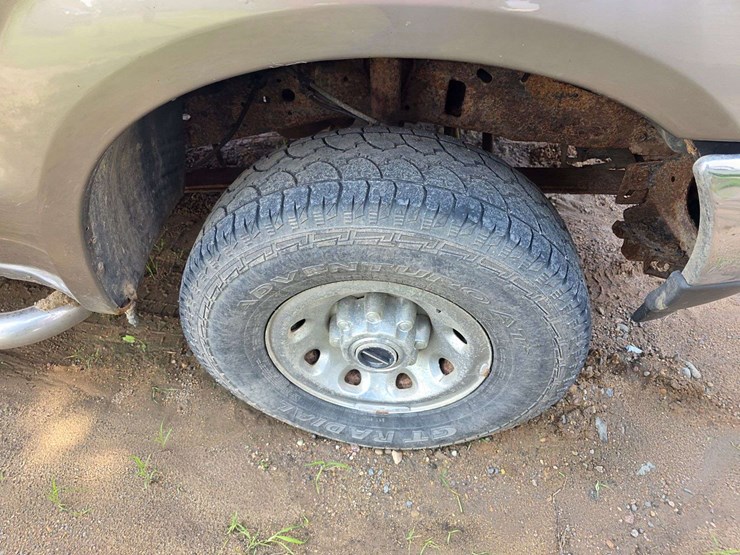 2004-ford-f350-xlt-image-37