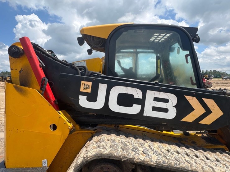 jcb-3ts-8t-image-18